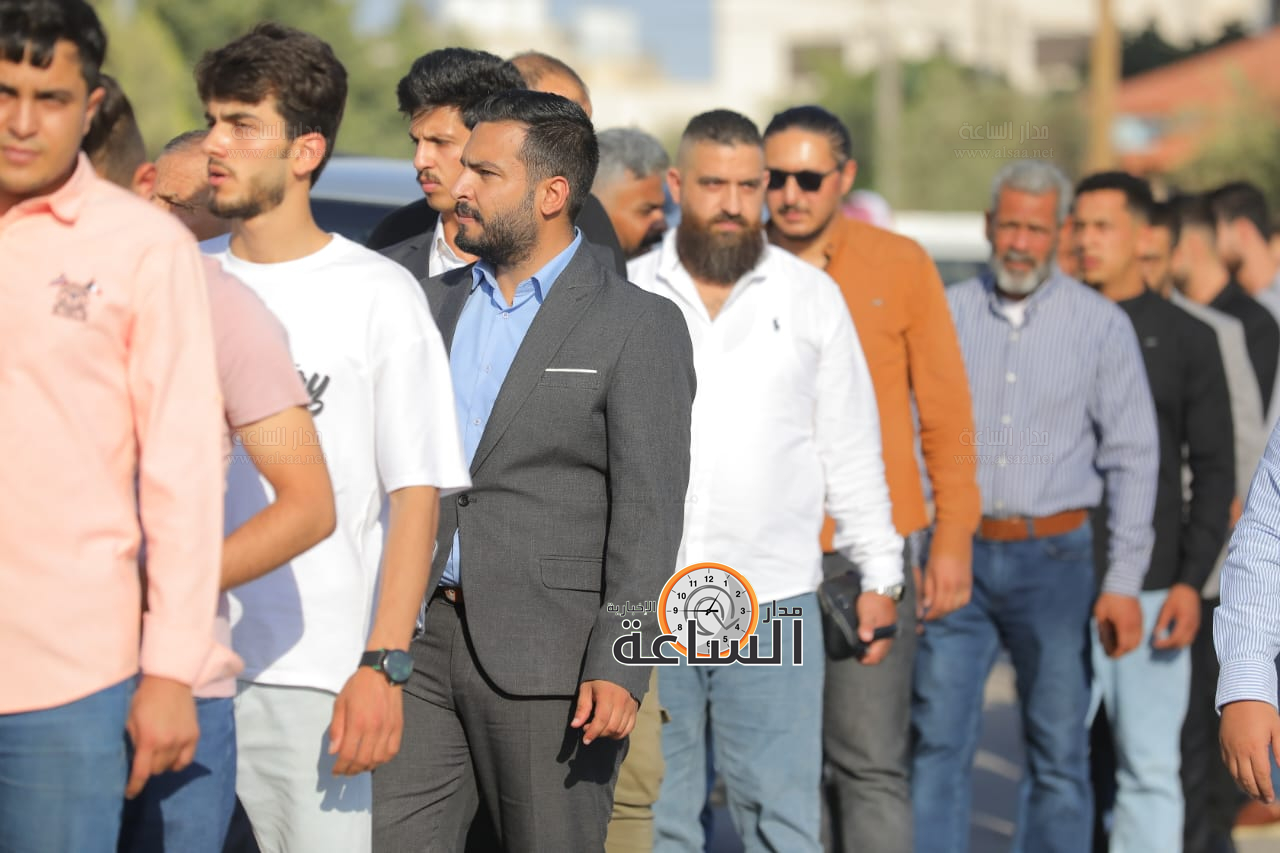 Madar Al-Saa Images 0.03707750810567223