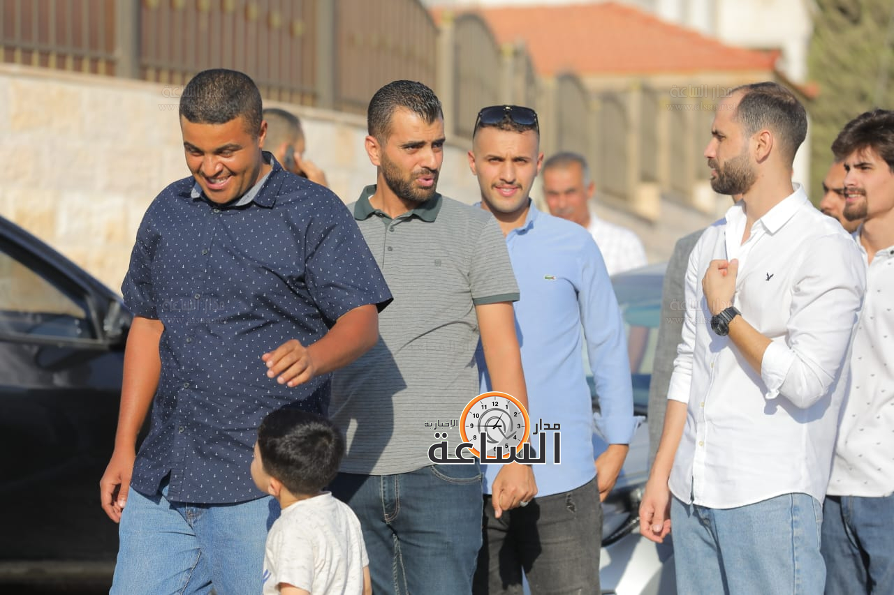 Madar Al-Saa Images 0.8760945438462988