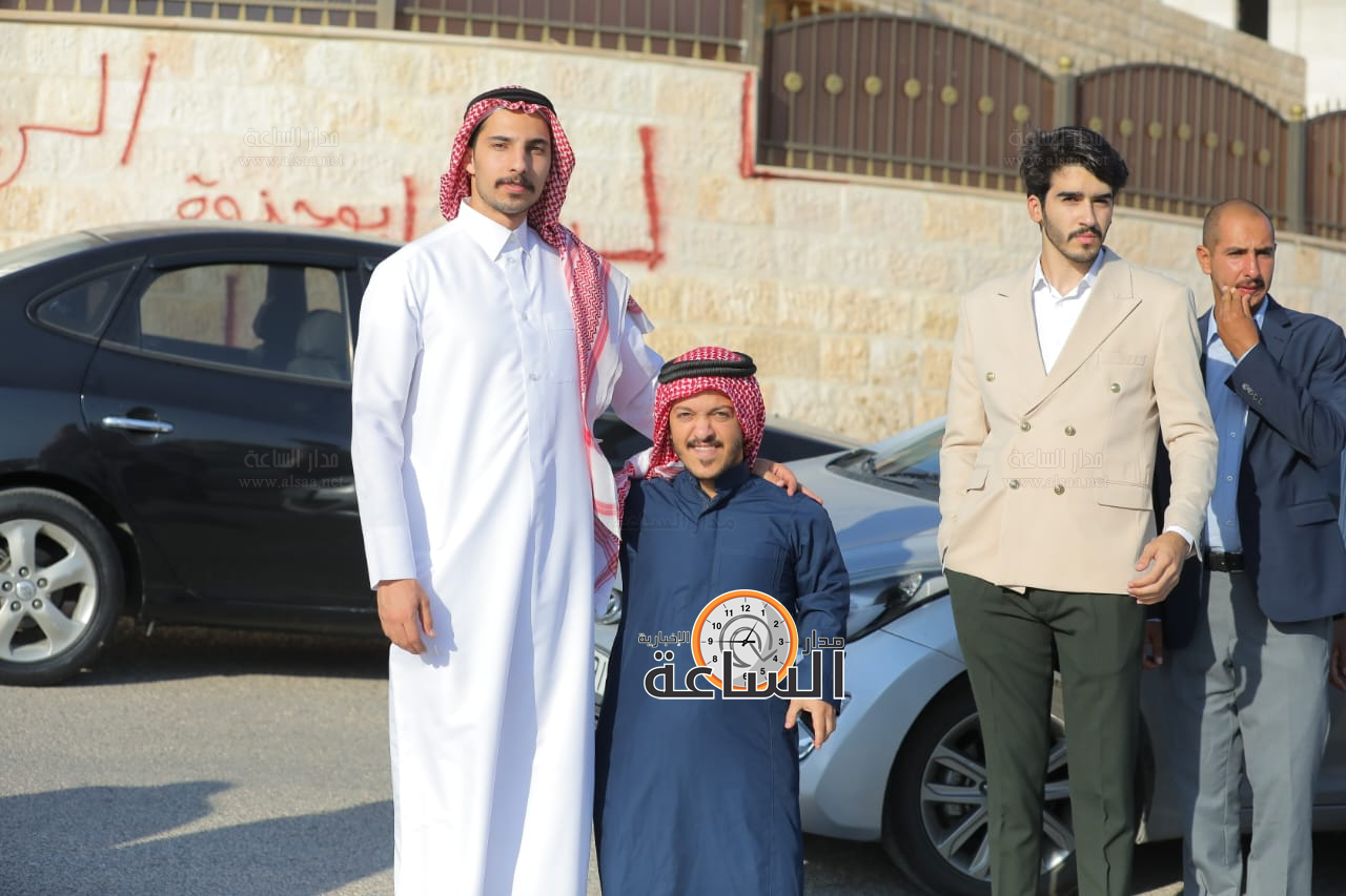 Madar Al-Saa Images 0.4853749601893875