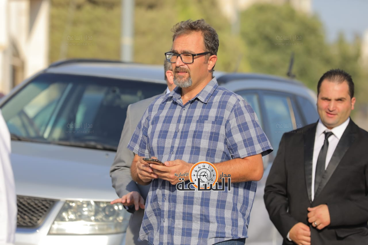 Madar Al-Saa Images 0.34906805048759537