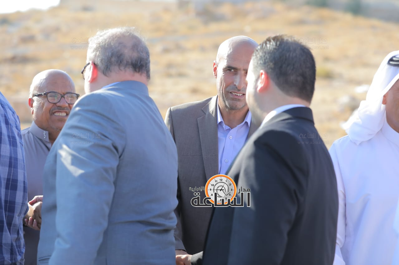 Madar Al-Saa Images 0.5516759573478662