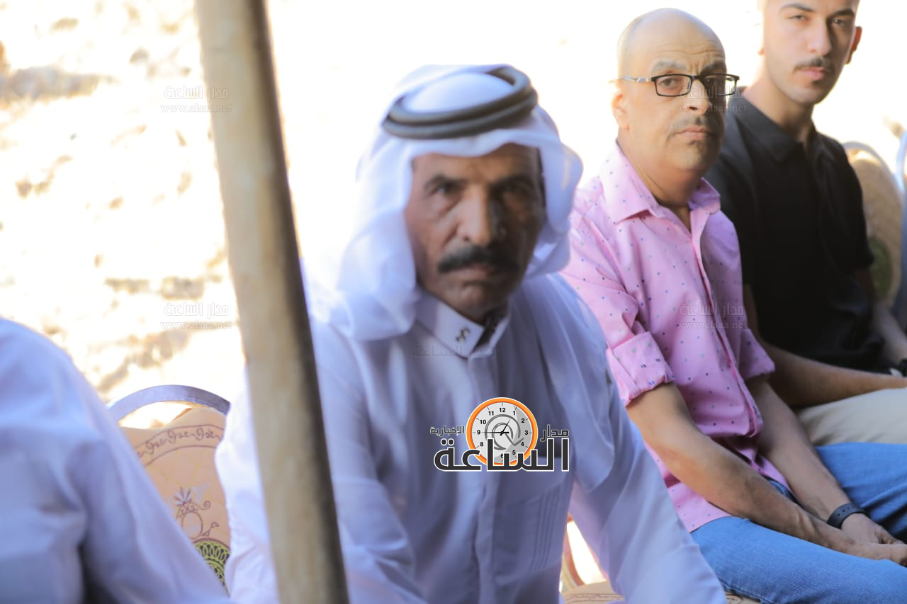 Madar Al-Saa Images 0.41807136322270044