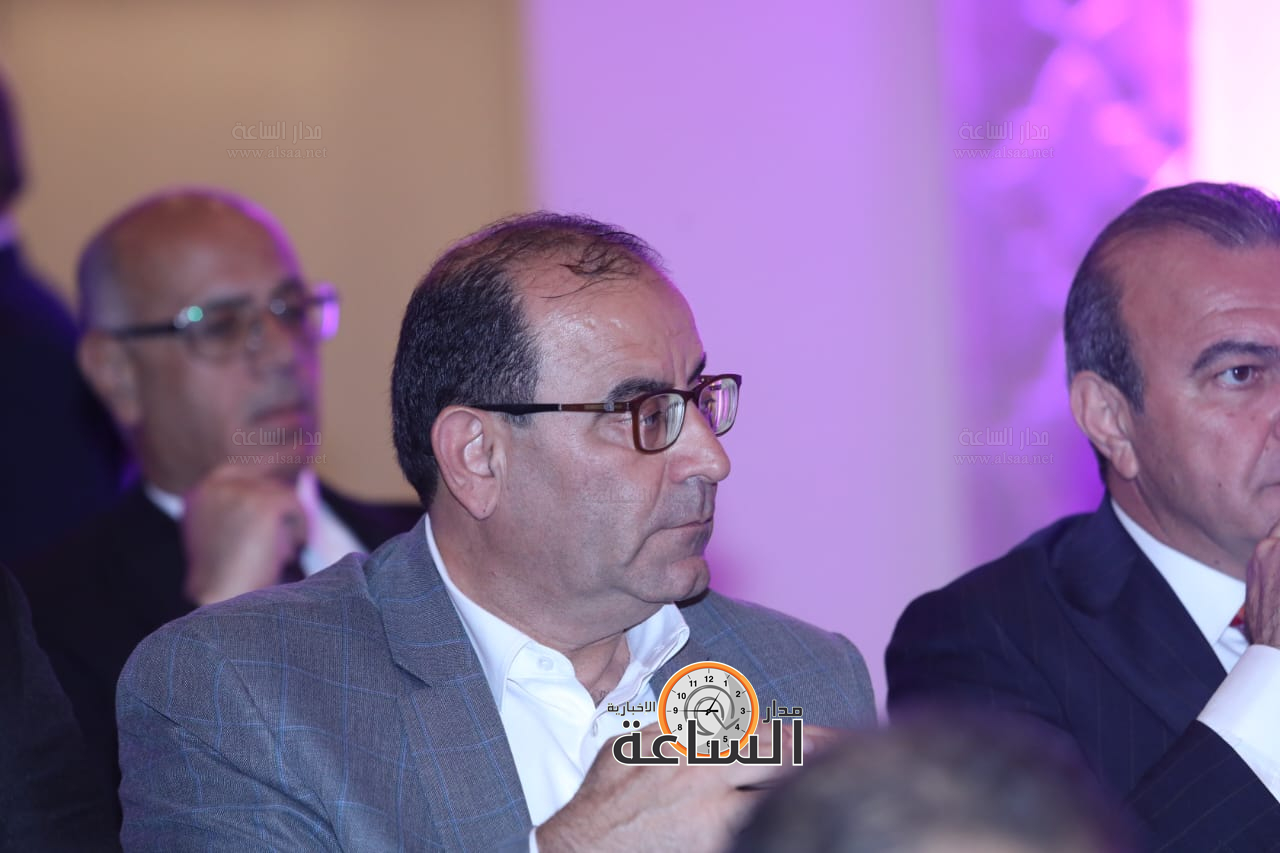 Madar Al-Saa Images 0.859869319004763