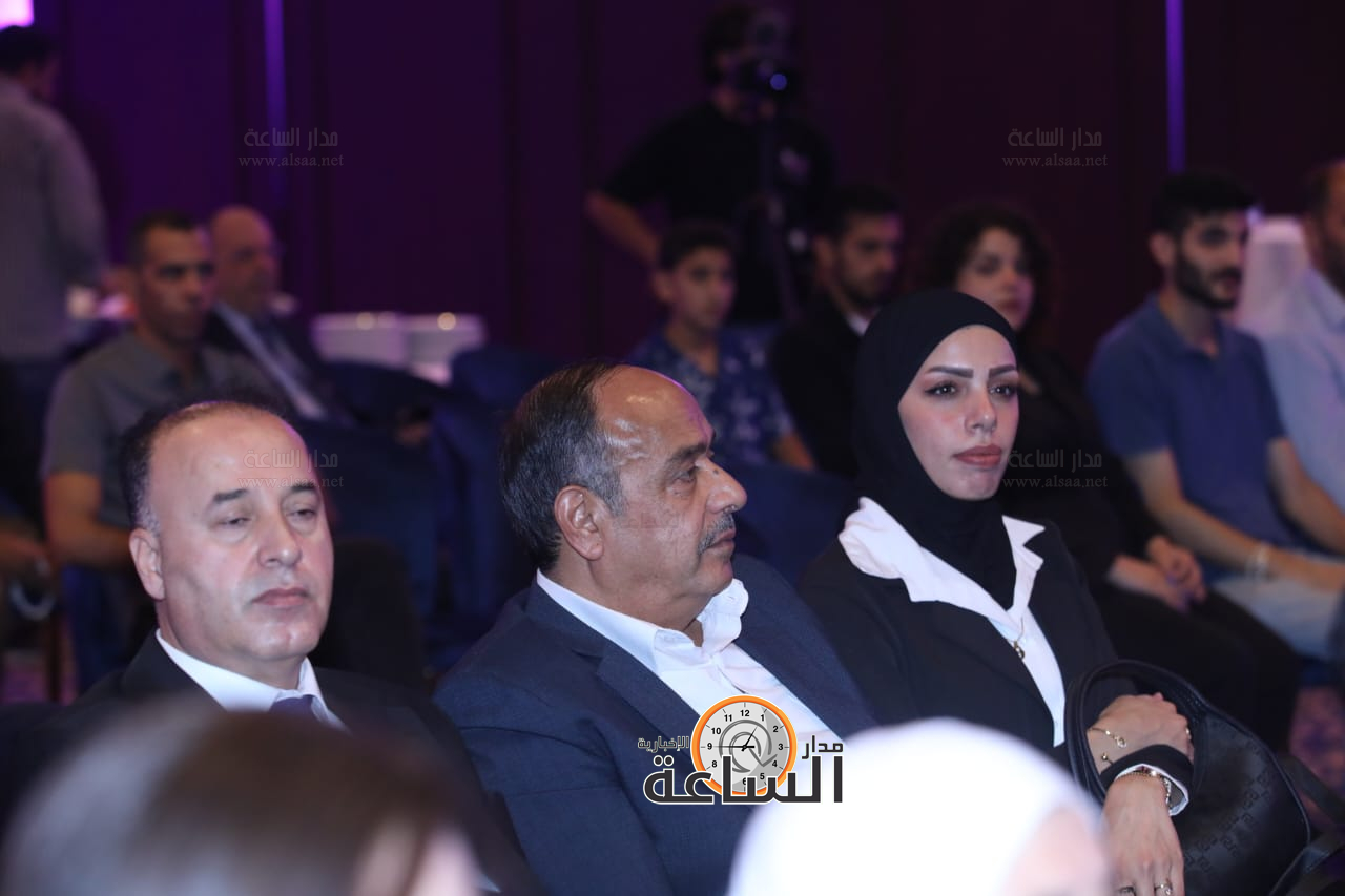 Madar Al-Saa Images 0.36082662114118835