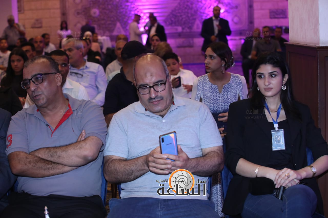 Madar Al-Saa Images 0.7647288642988608