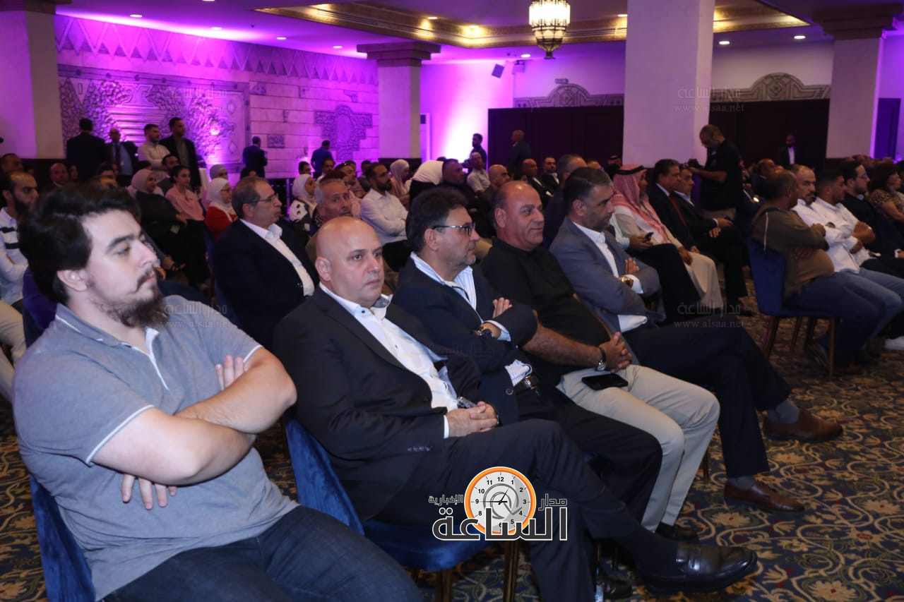 Madar Al-Saa Images 0.5537174435358558