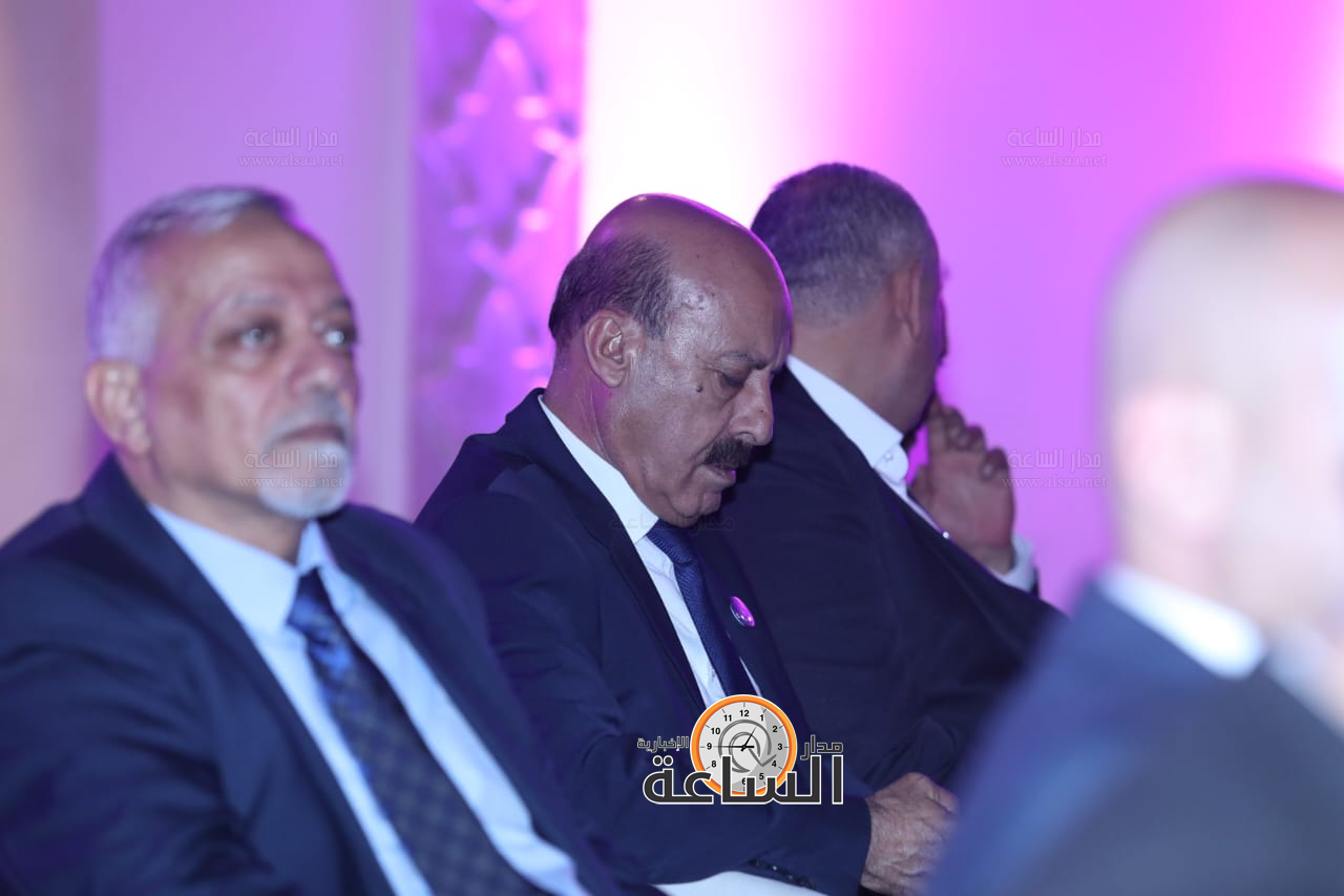 Madar Al-Saa Images 0.6369945329362945