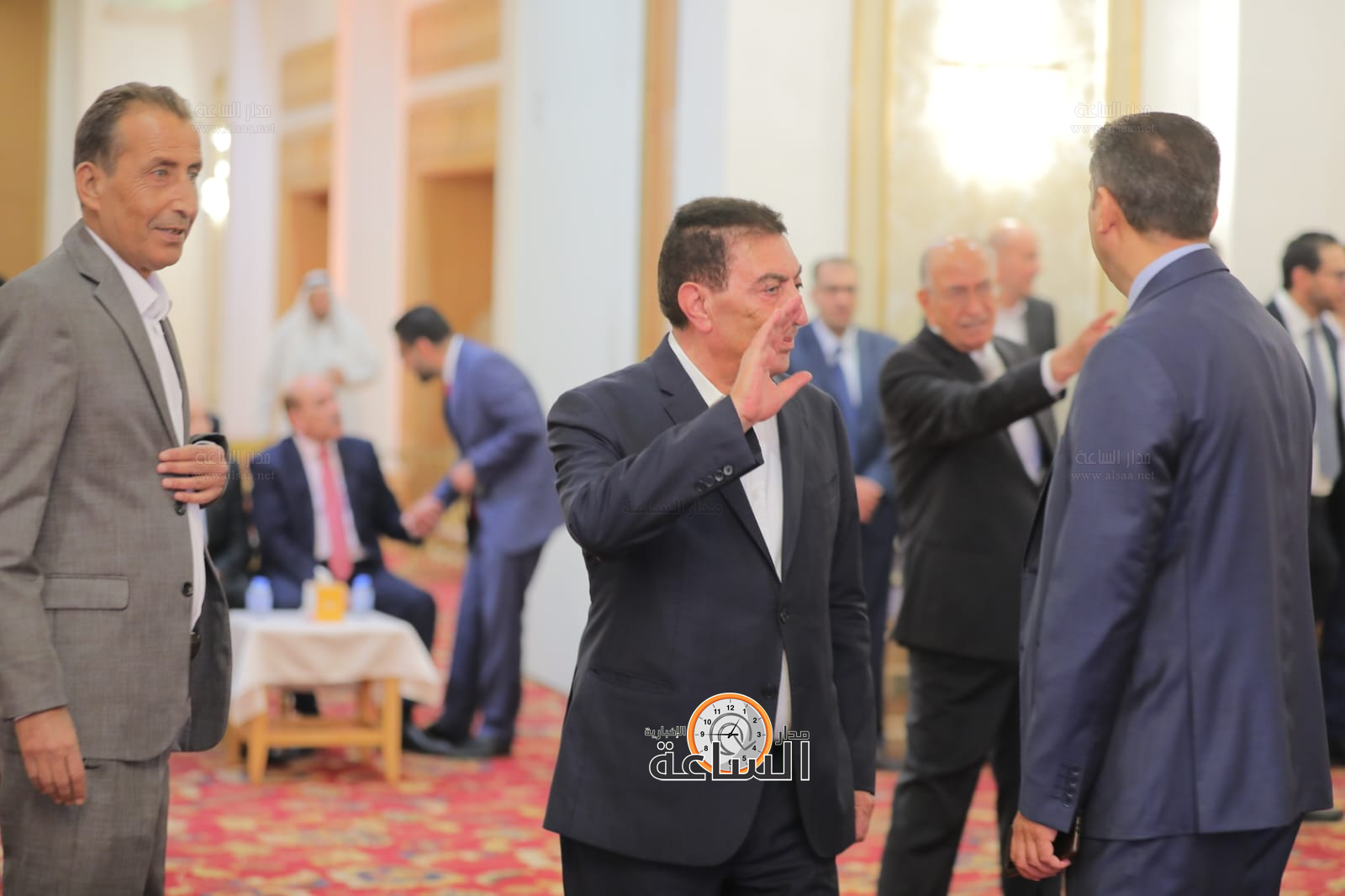 Madar Al-Saa Images 0.347712294490222