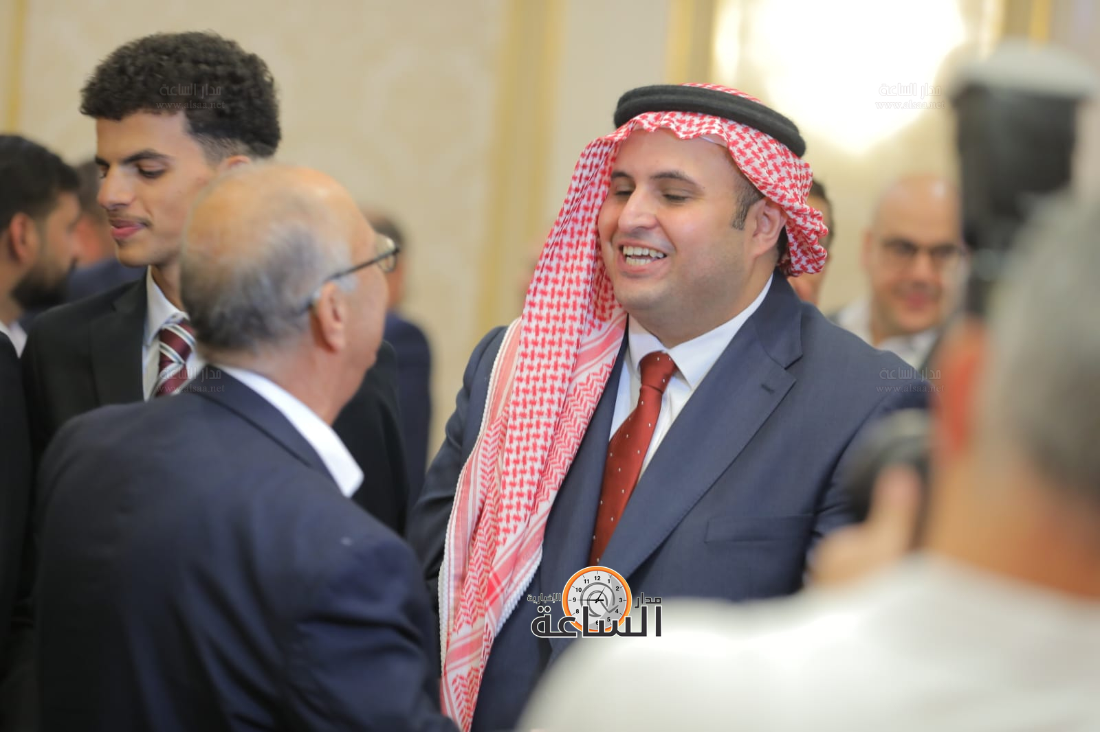 Madar Al-Saa Images 0.7645717178537812