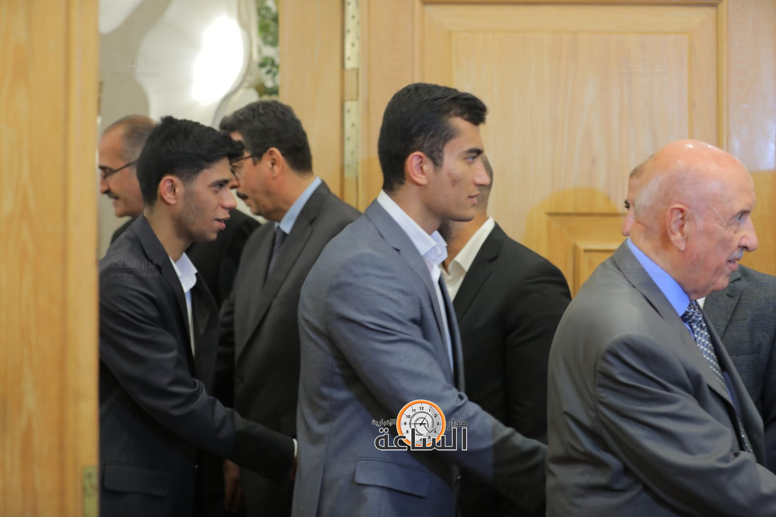 Madar Al-Saa Images 0.23525691352700195