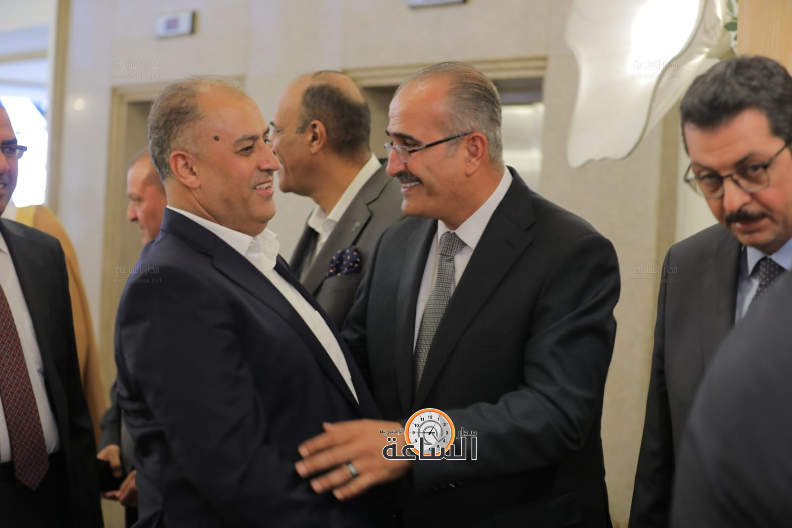 Madar Al-Saa Images 0.6175810662920473