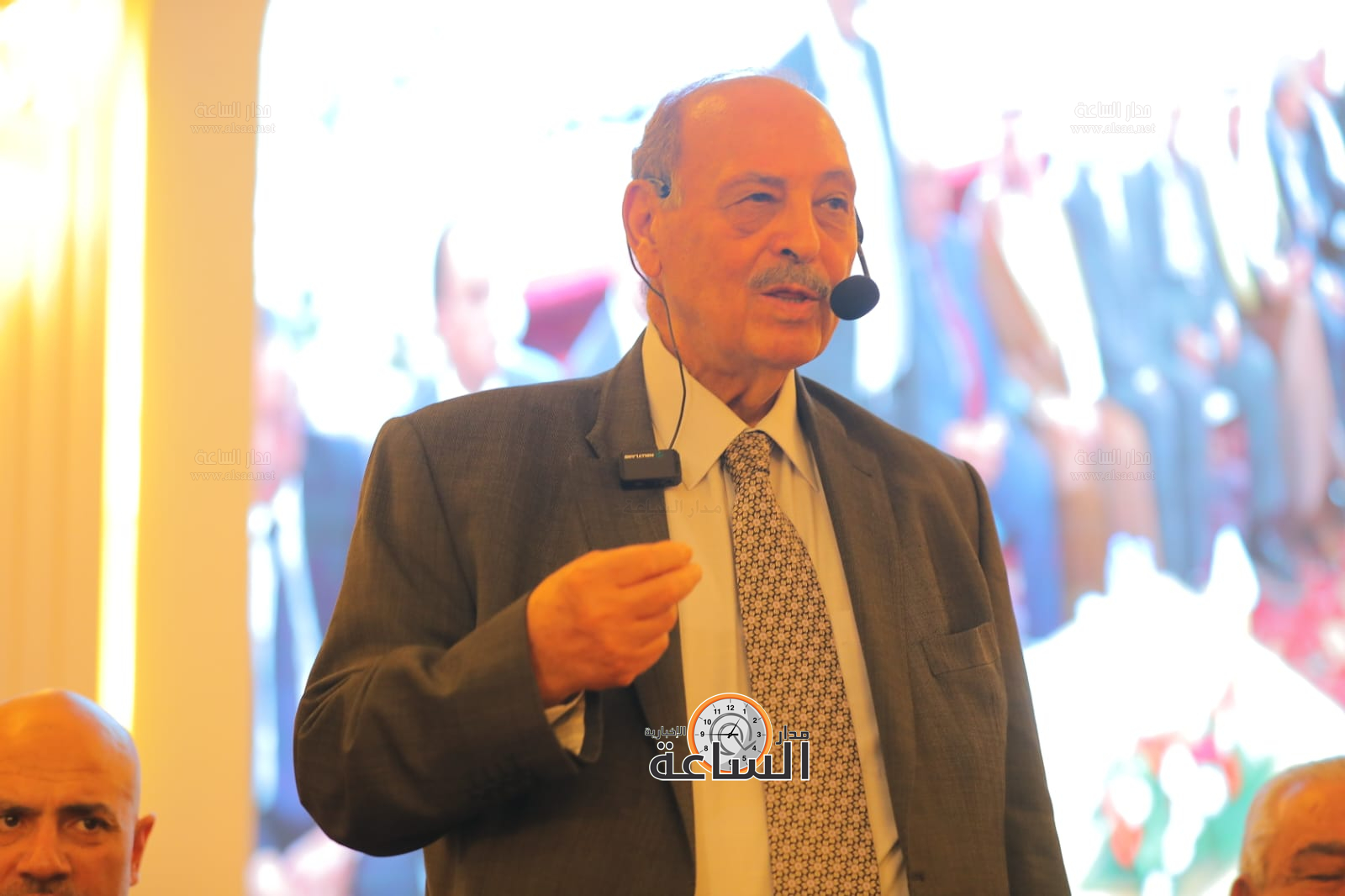 Madar Al-Saa Images 0.8373840125429419