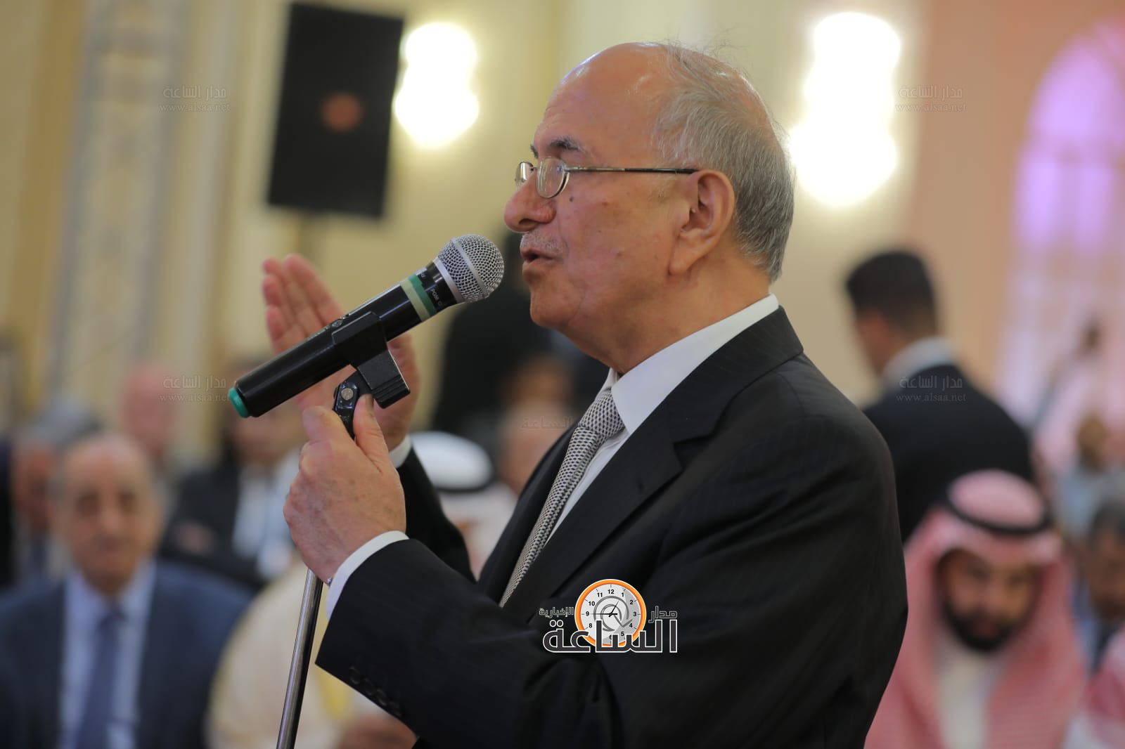 Madar Al-Saa Images 0.4968011399785577