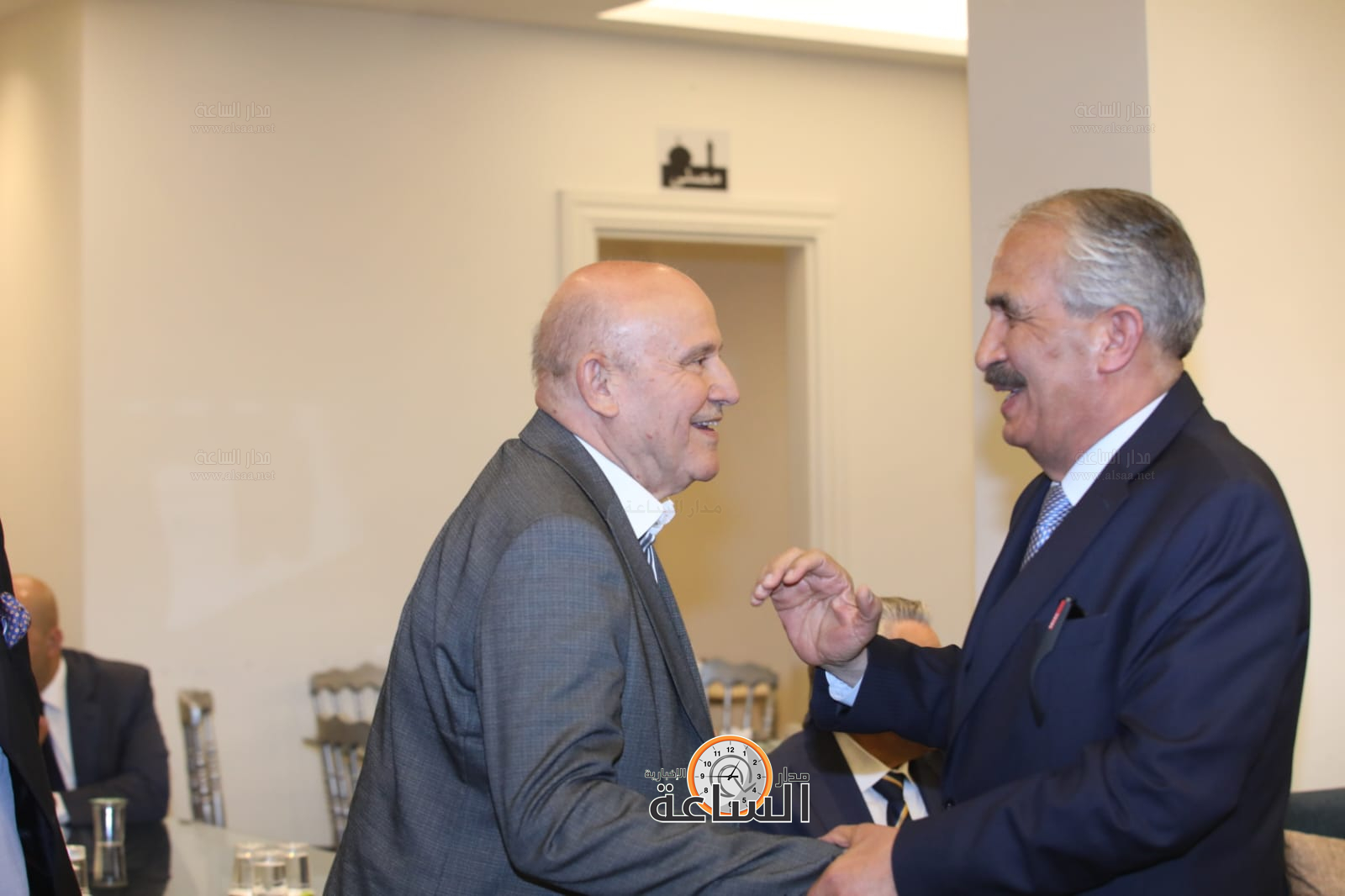 Madar Al-Saa Images 0.7342118060495015