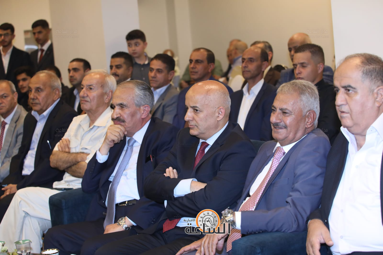 Madar Al-Saa Images 0.4236588780616488