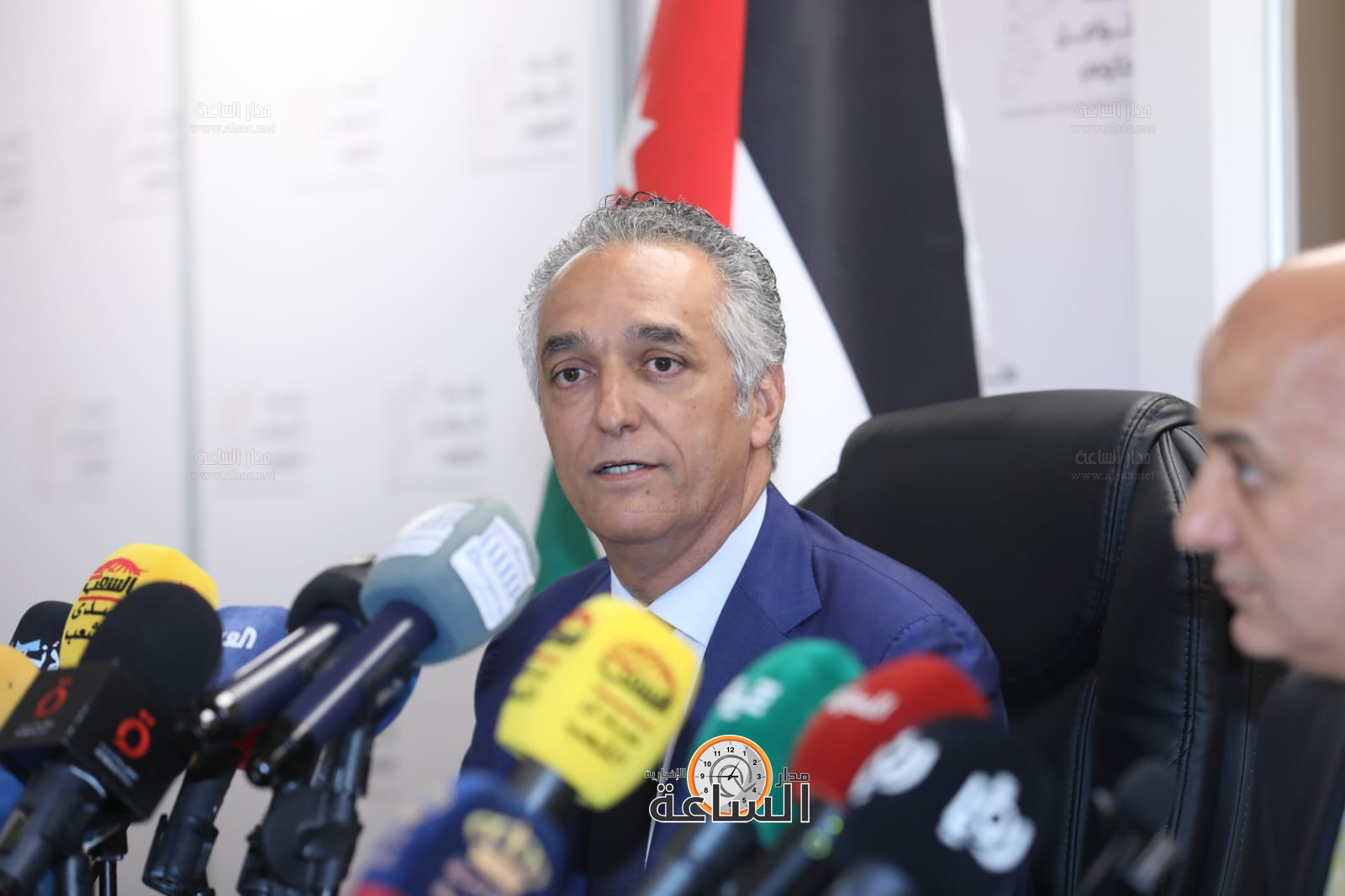 Madar Al-Saa Images 0.7081917265865196