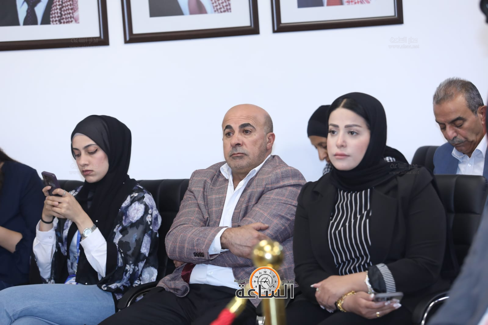 Madar Al-Saa Images 0.6593824805054733