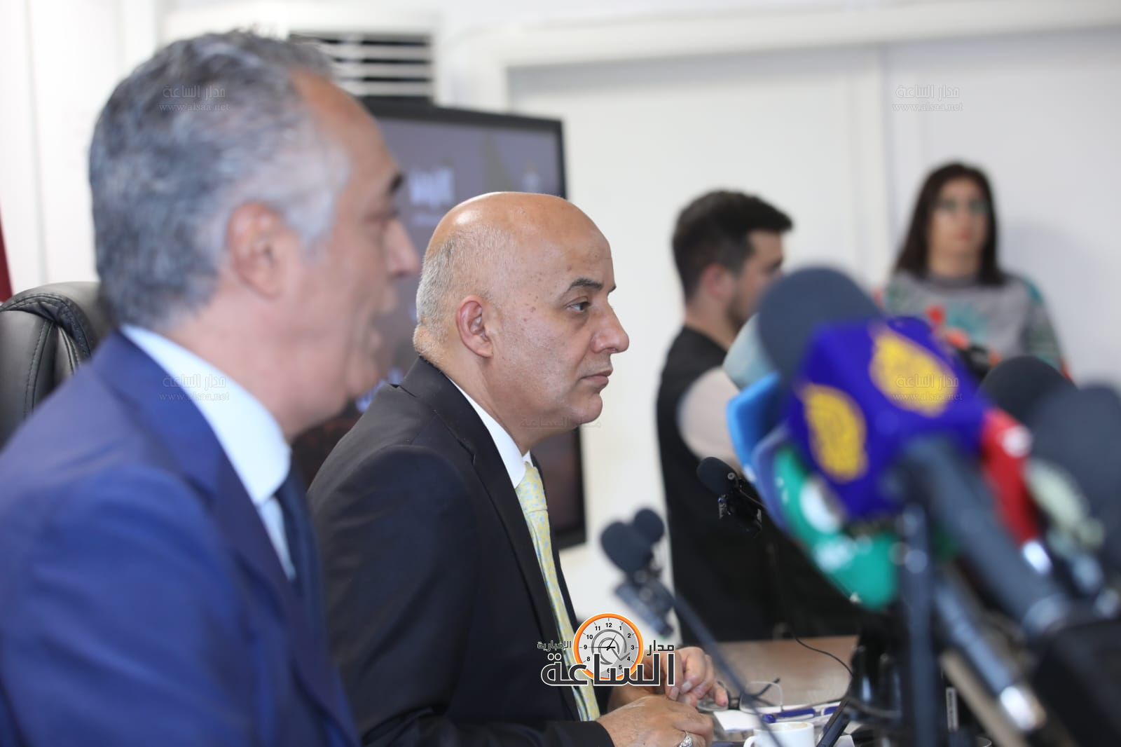 Madar Al-Saa Images 0.2704454852503231