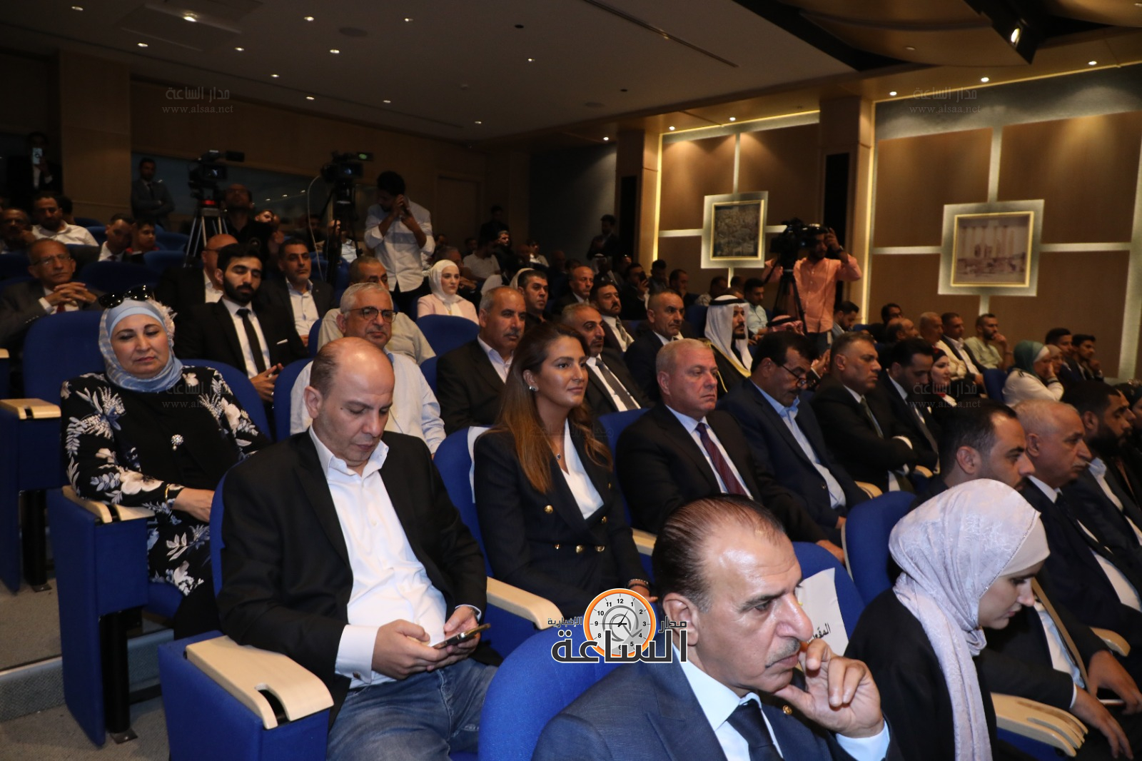 Madar Al-Saa Images 0.3391246472087315