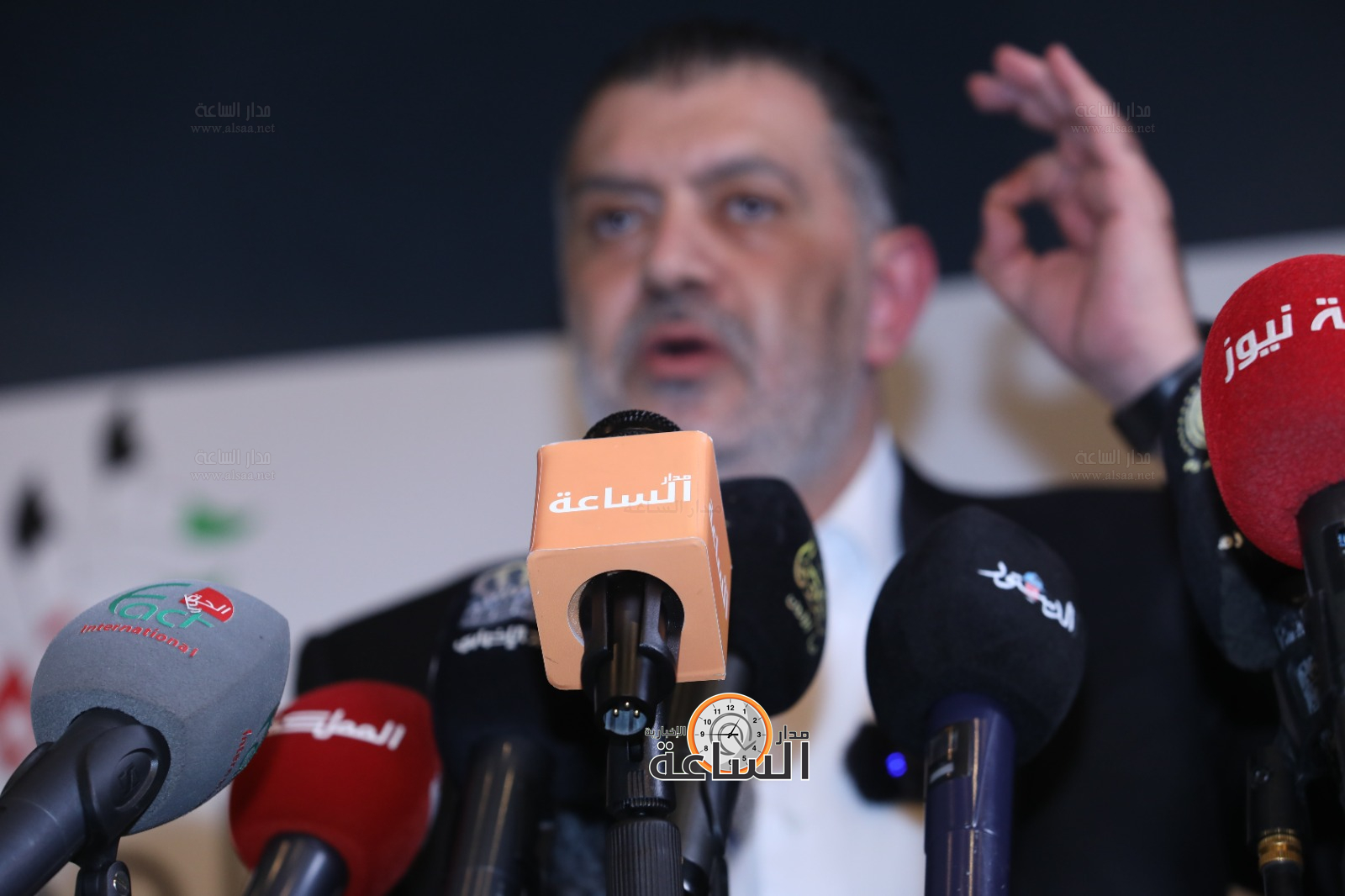 Madar Al-Saa Images 0.29575139677813