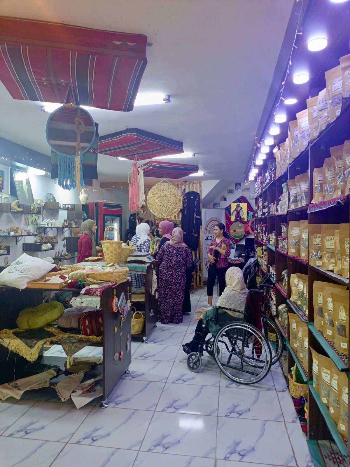 Madar Al-Saa Images 0.8275546759543904