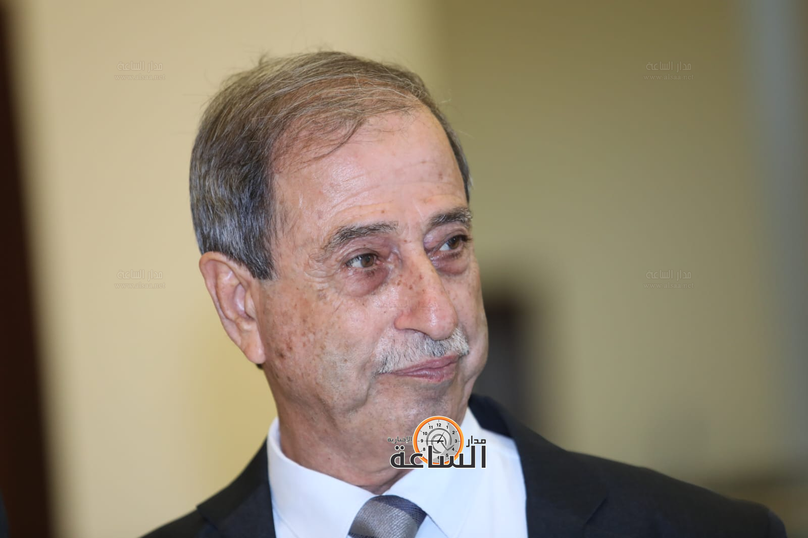 Madar Al-Saa Images 0.16703630275140036