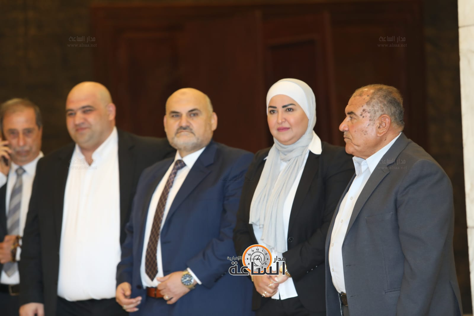 Madar Al-Saa Images 0.467807014578534