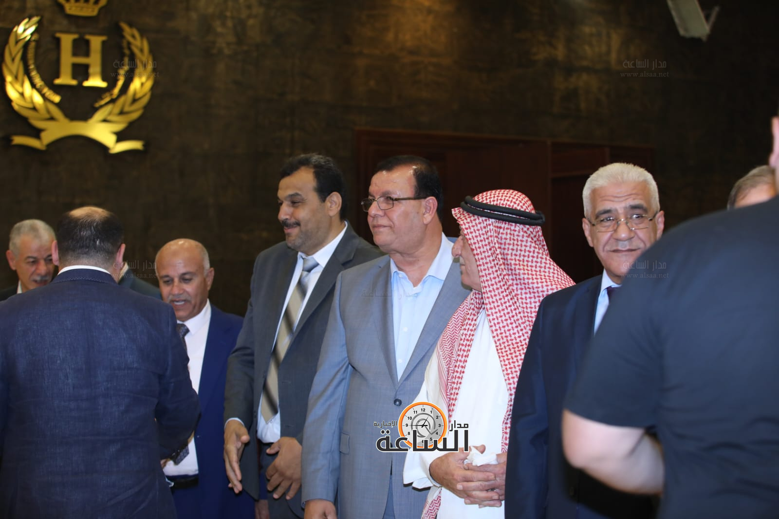 Madar Al-Saa Images 0.7015102340358748