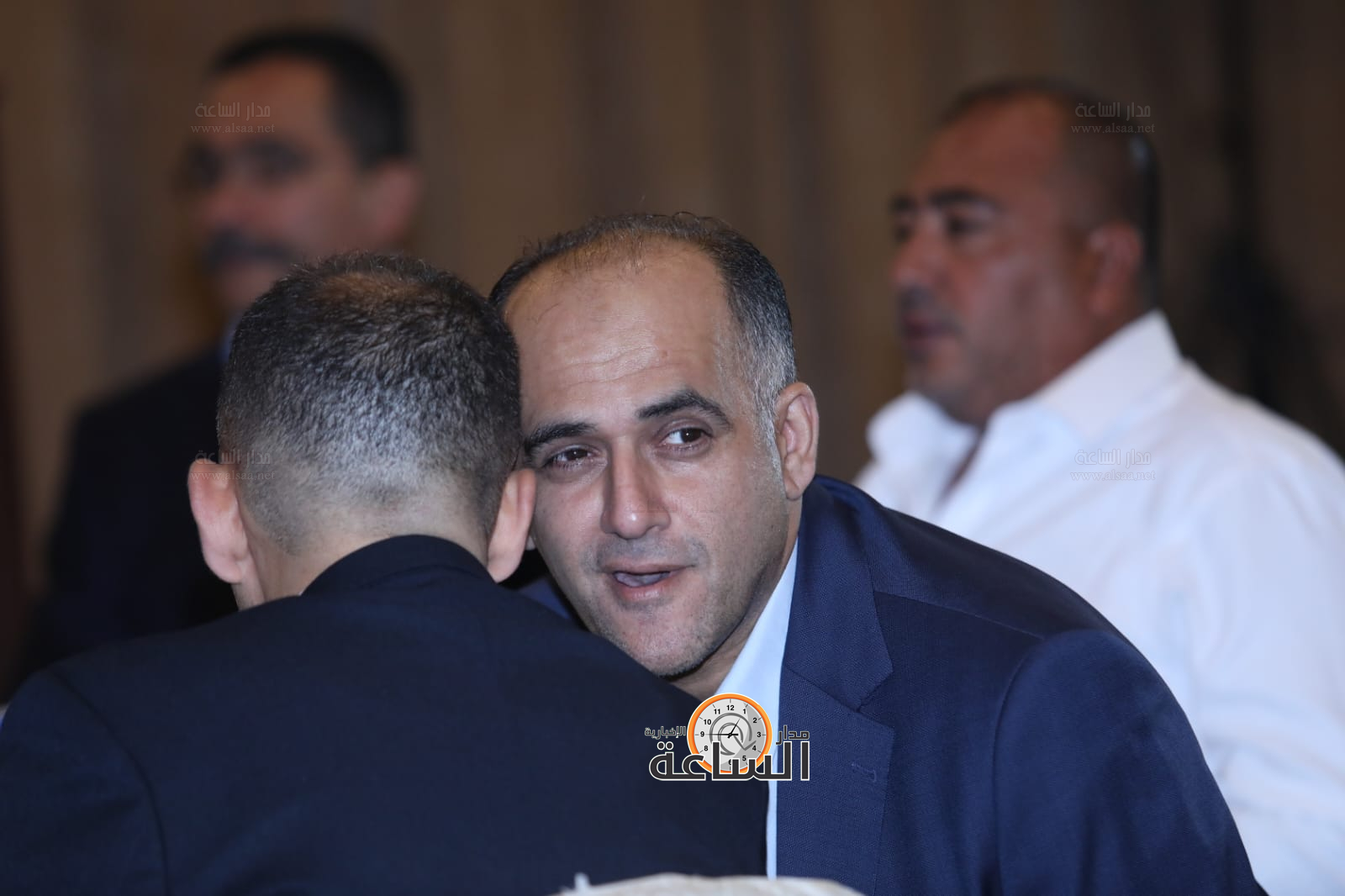 Madar Al-Saa Images 0.9697828907459893