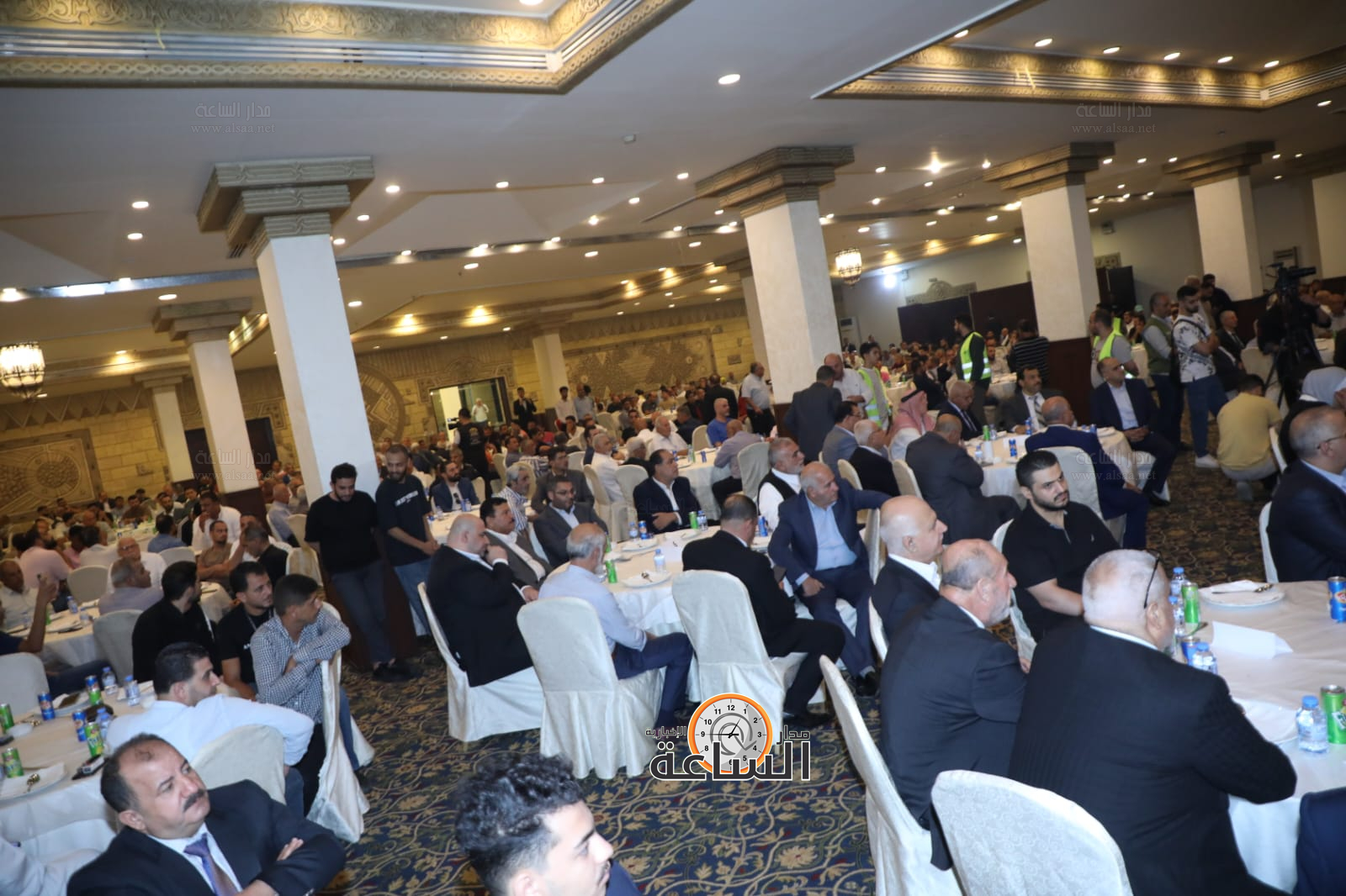 Madar Al-Saa Images 0.366053470888704