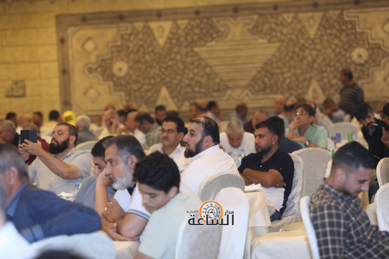 Madar Al-Saa Images 0.5784112944099562