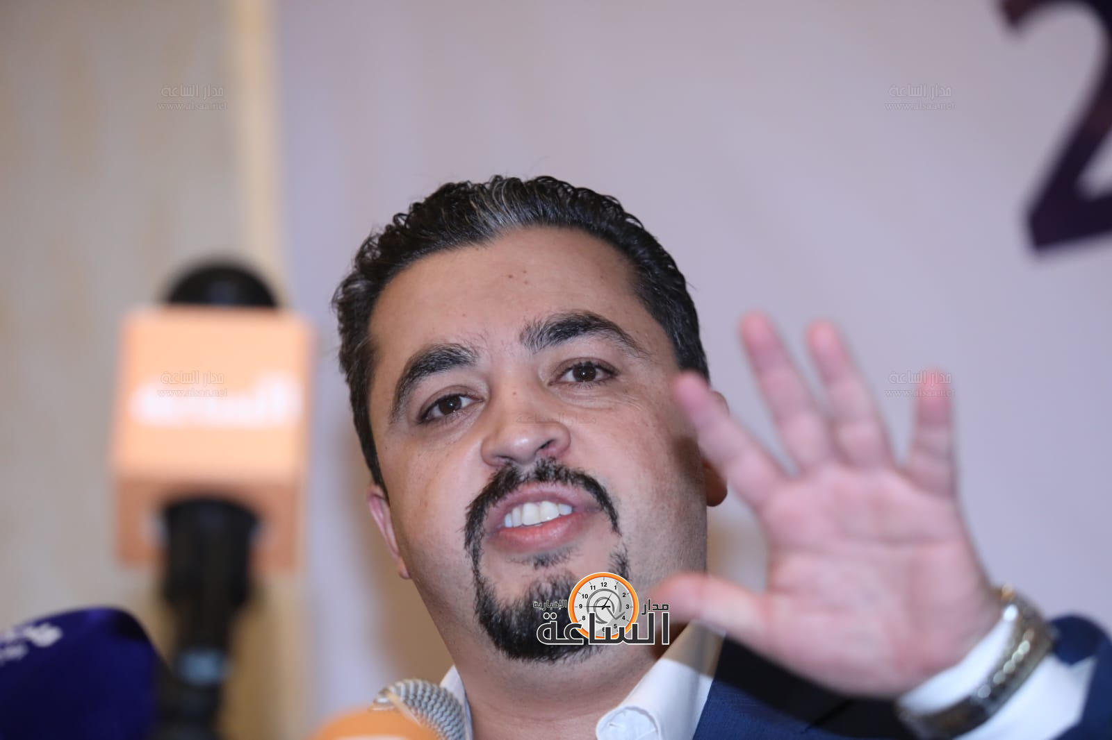 Madar Al-Saa Images 0.8331187351453697