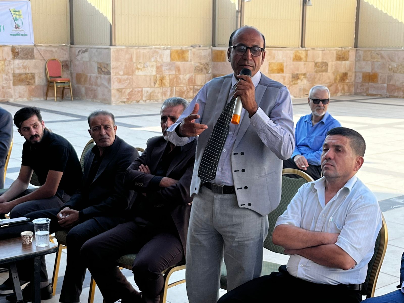 Madar Al-Saa Images 0.44225682805106414