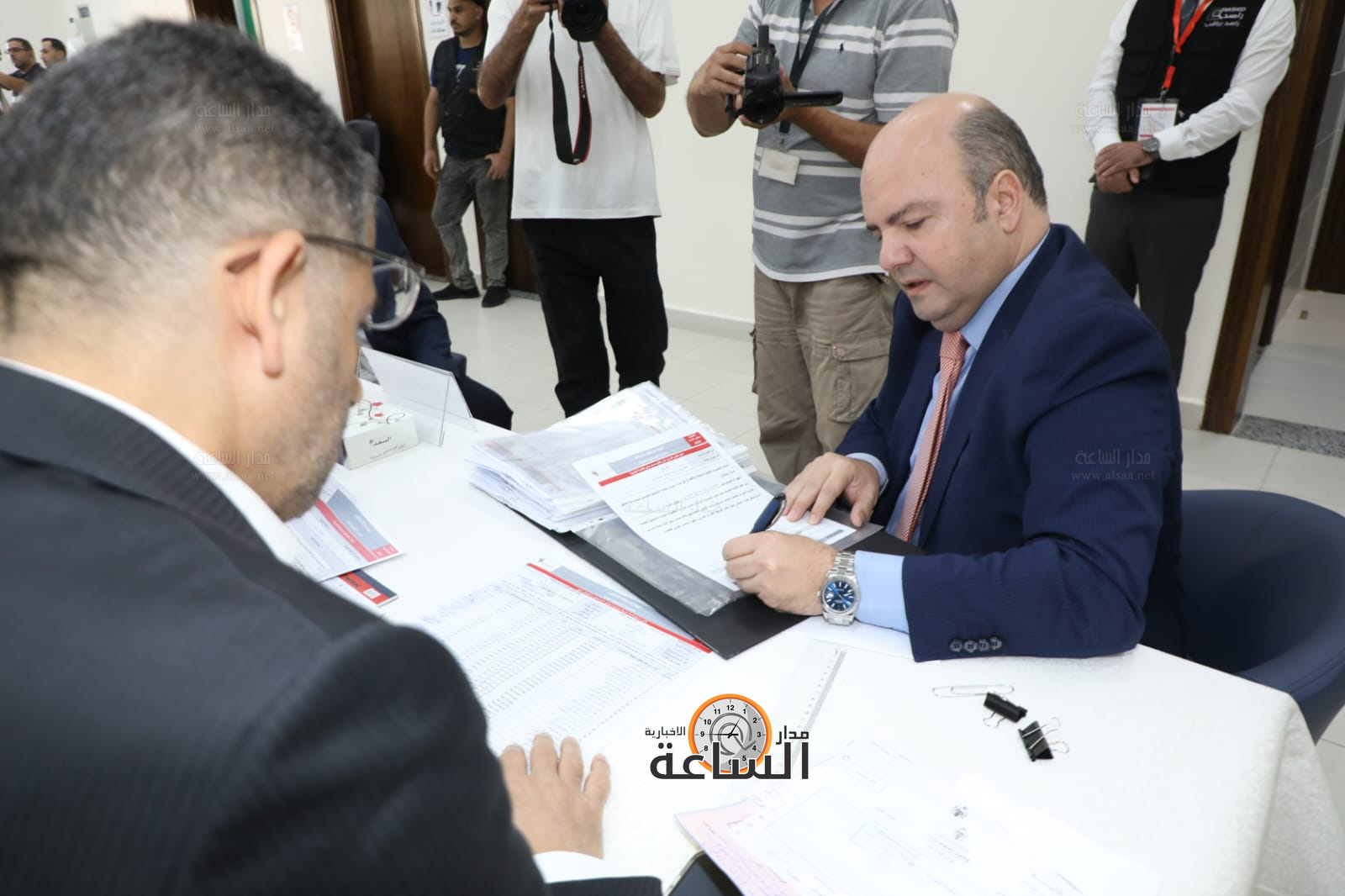 Madar Al-Saa Images 0.7605006746008802