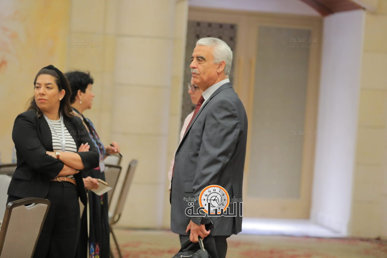 Madar Al-Saa Images 0.47847986741904025