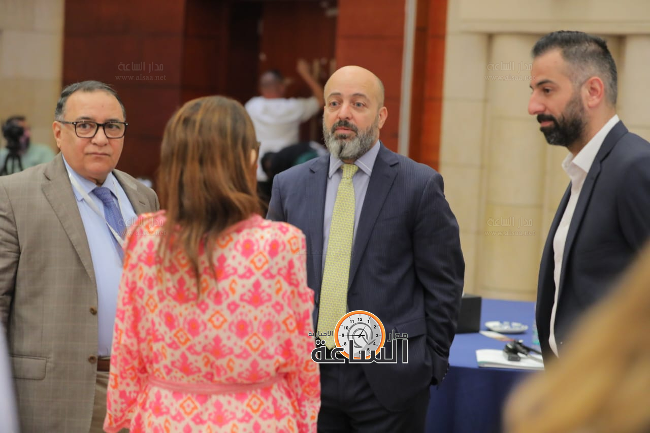 Madar Al-Saa Images 0.5830847392206124