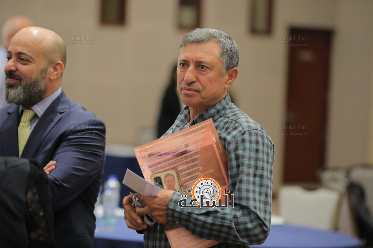 Madar Al-Saa Images 0.915266677437353