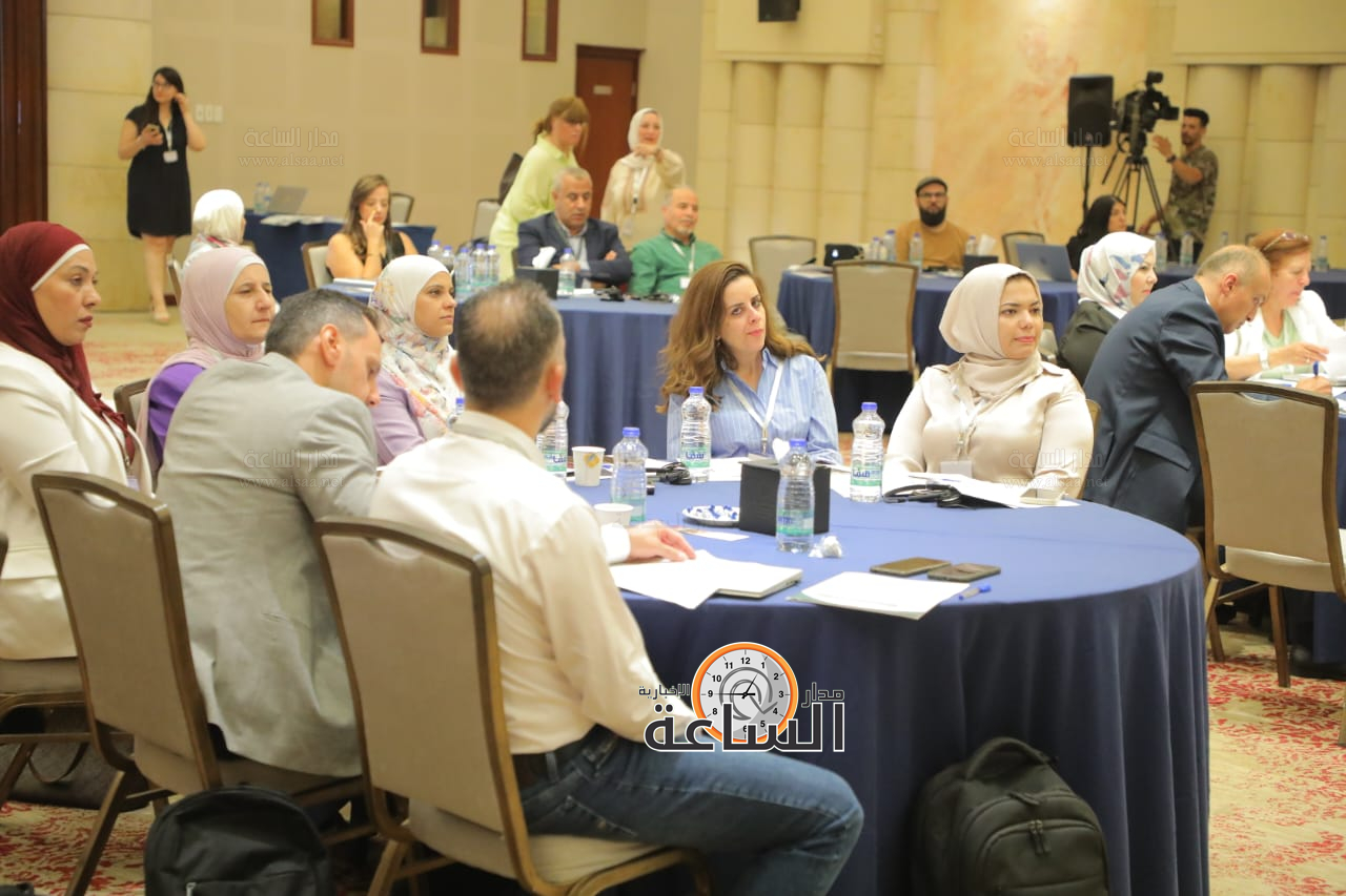 Madar Al-Saa Images 0.6234958680555887