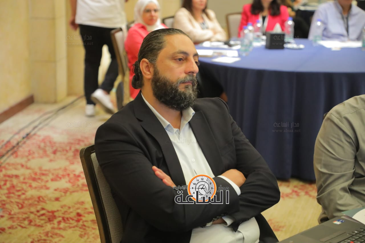 Madar Al-Saa Images 0.720393099330275