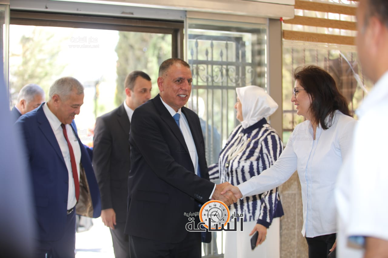 Madar Al-Saa Images 0.05836536190362218