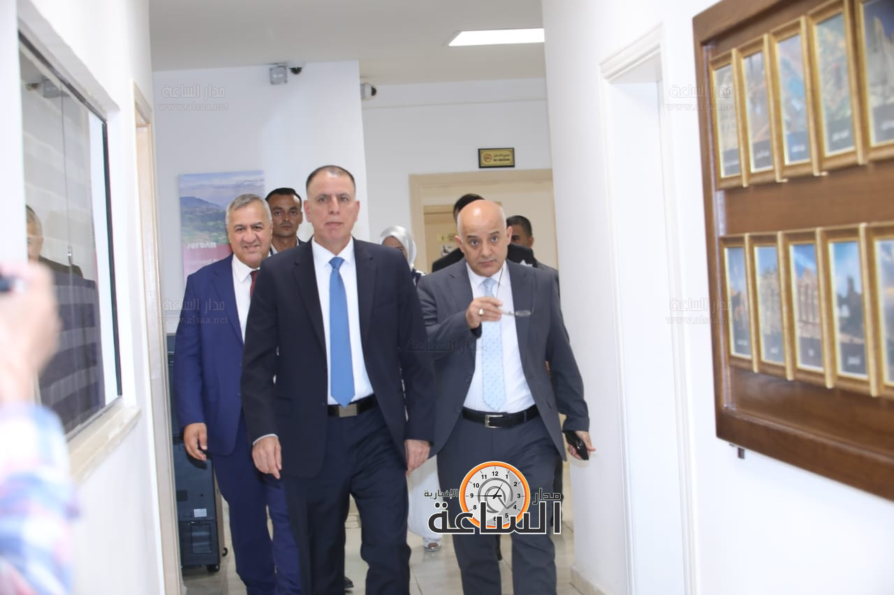 Madar Al-Saa Images 0.5195661183926021