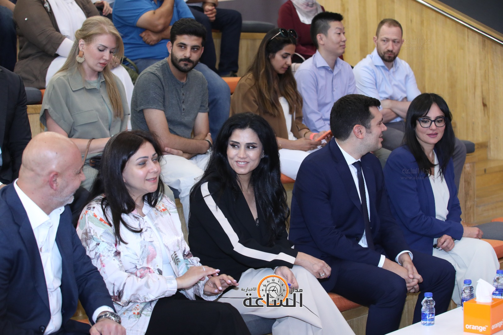 Madar Al-Saa Images 0.3671679583774623