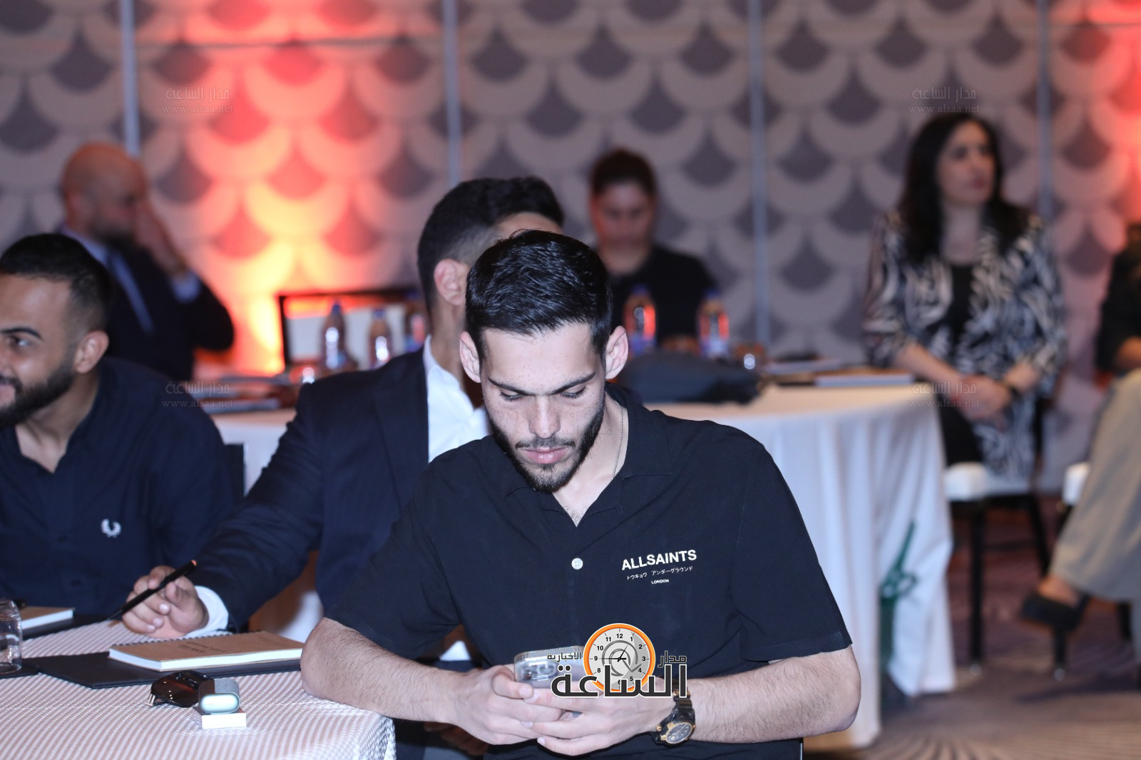 Madar Al-Saa Images 0.3874696038784191