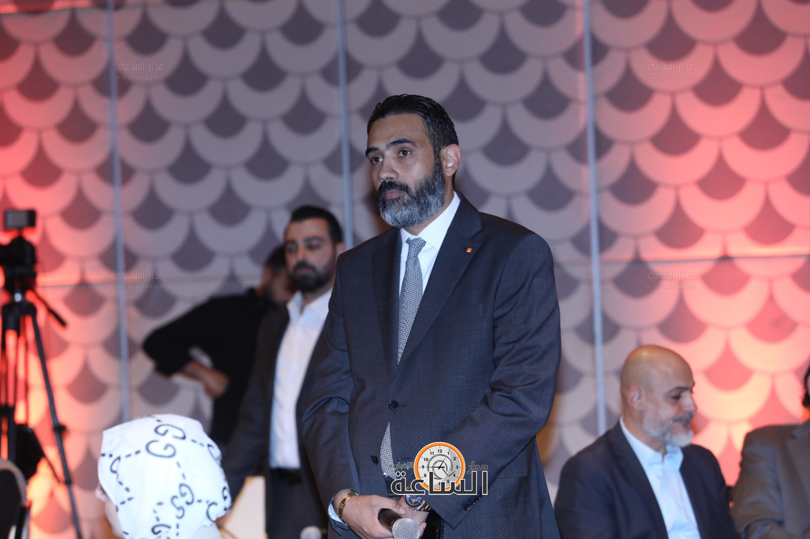 Madar Al-Saa Images 0.23495036301250538