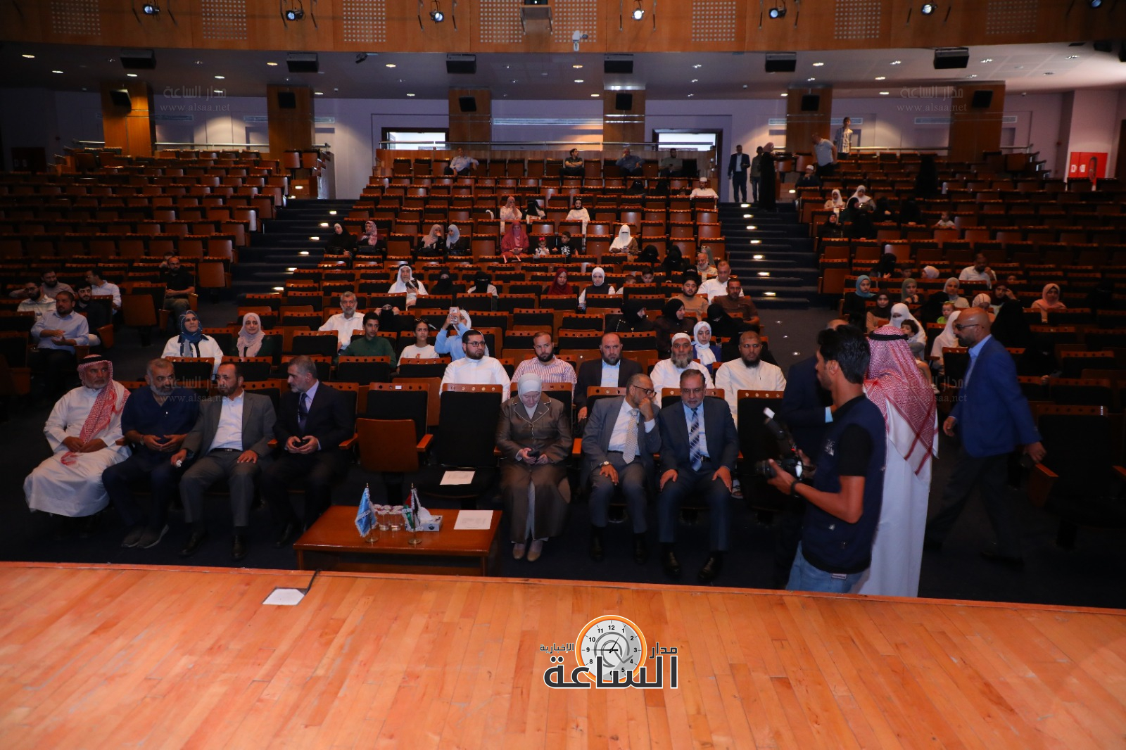 Madar Al-Saa Images 0.7850175219385405