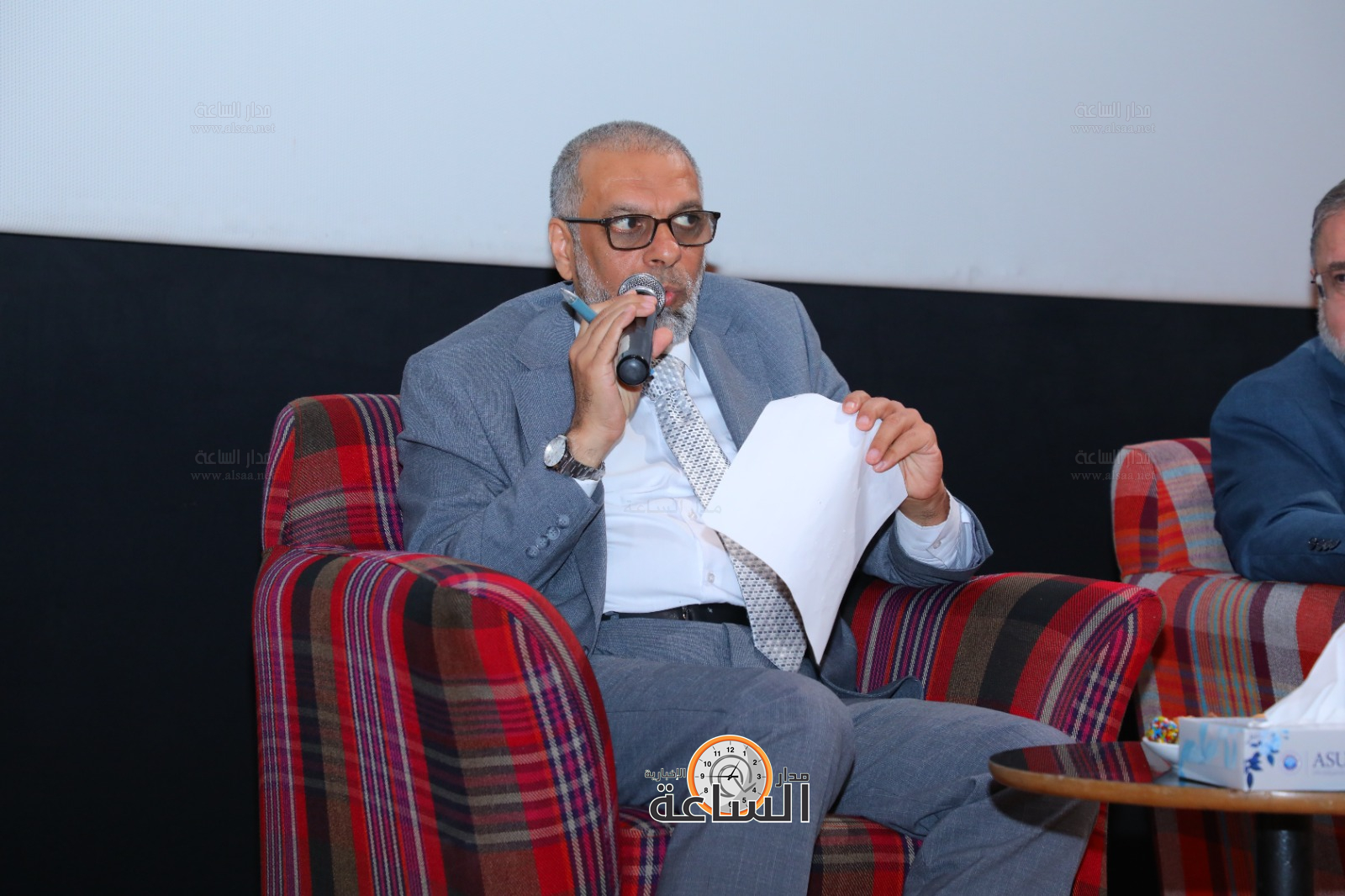 Madar Al-Saa Images 0.1072732431918868