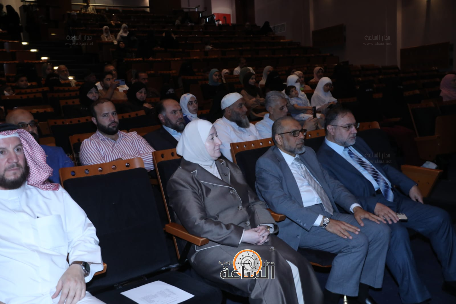 Madar Al-Saa Images 0.8270965090695723