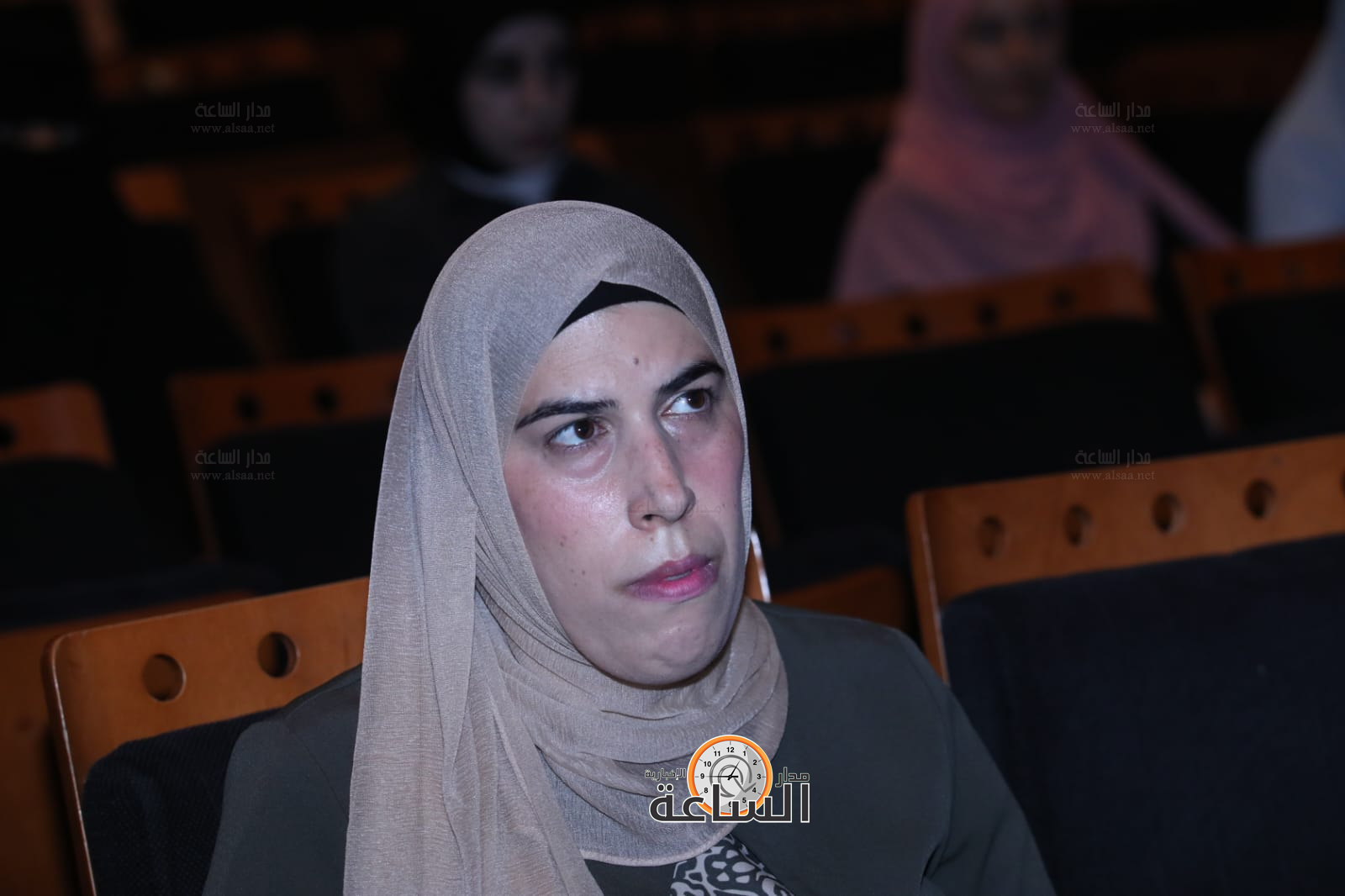 Madar Al-Saa Images 0.5435806647748682