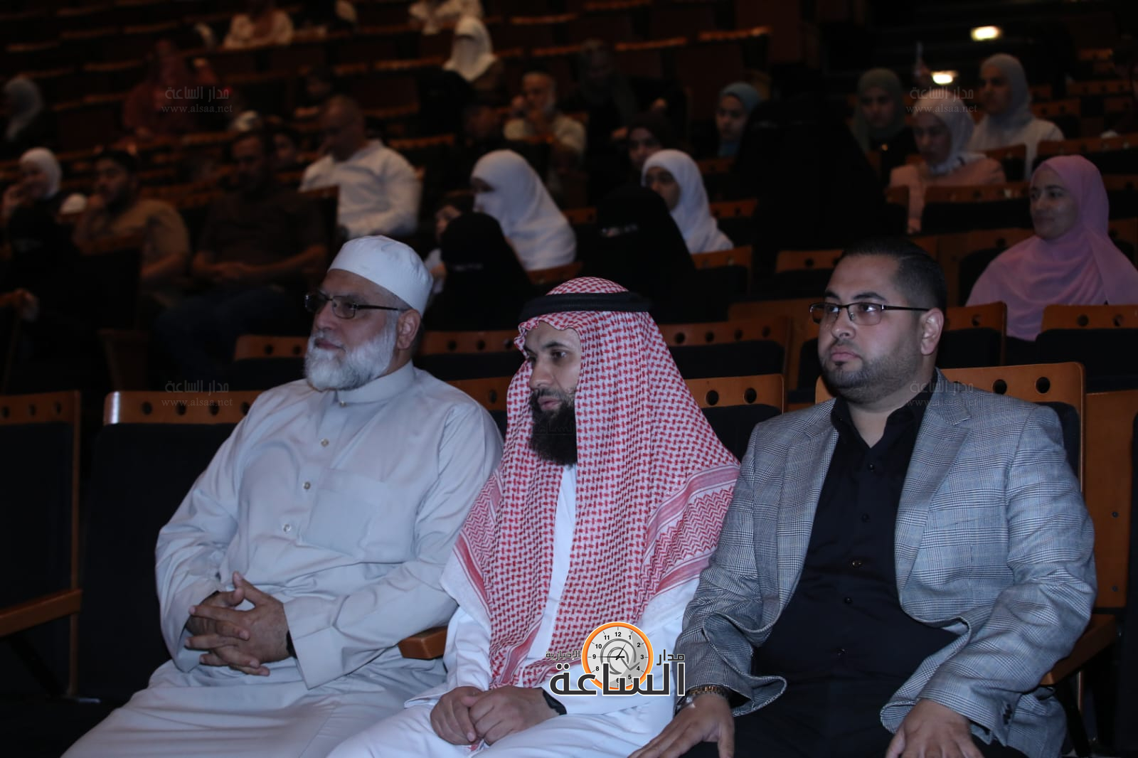 Madar Al-Saa Images 0.8481462121696215