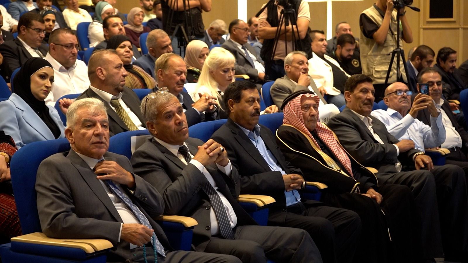 Madar Al-Saa Images 0.8138198126308085